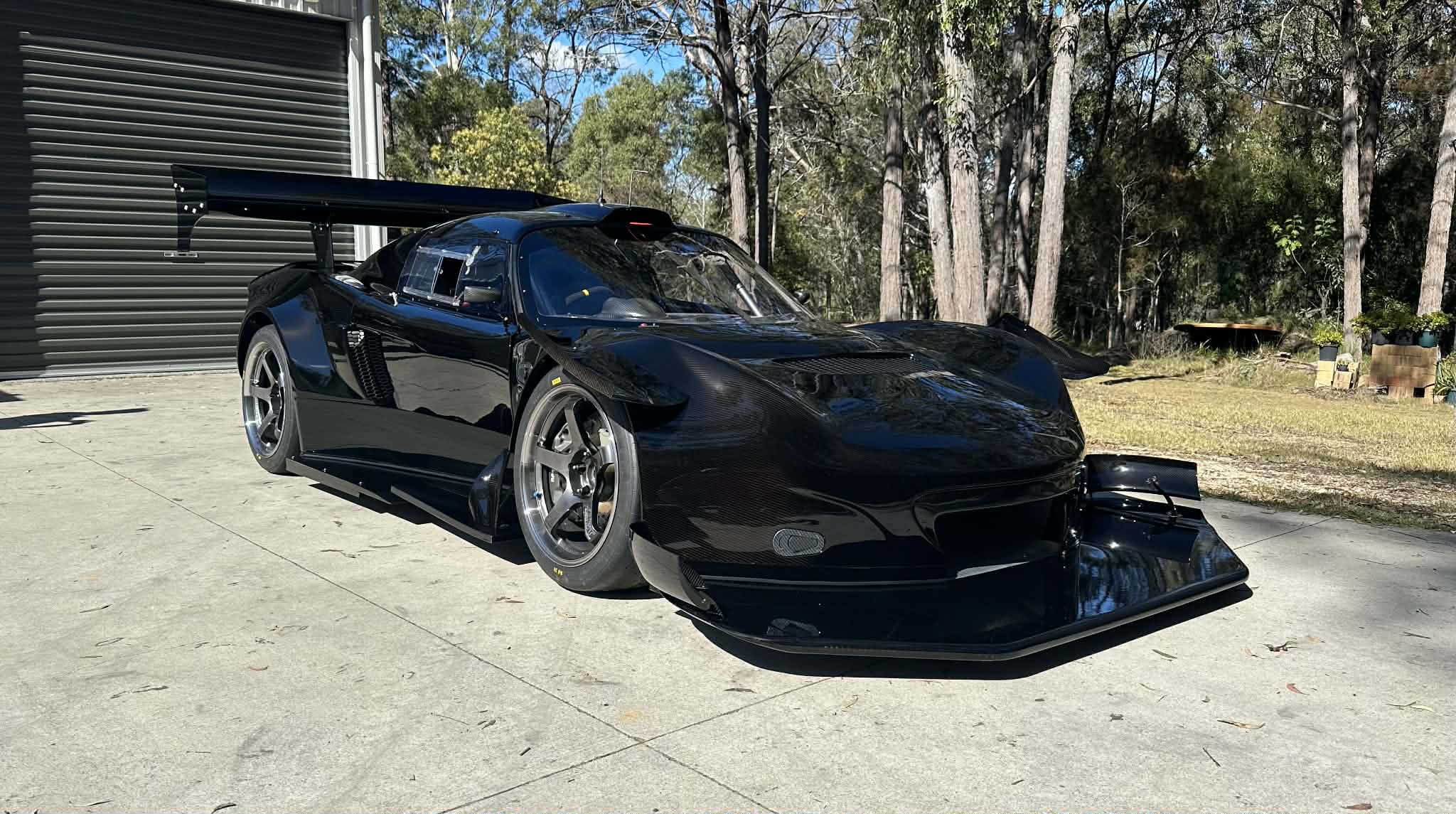 Scura Lotus Exige driveway